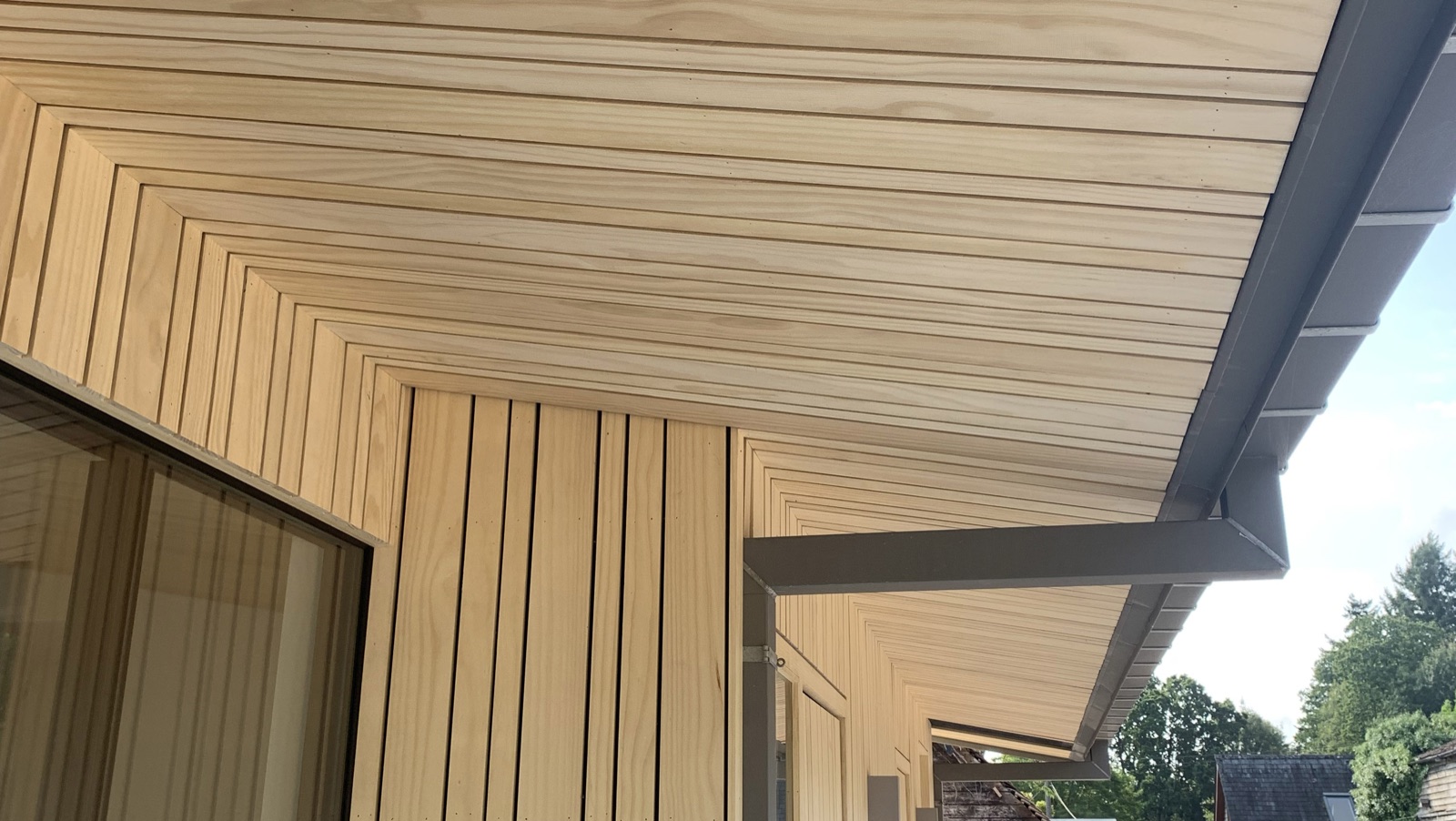 Accoya cladding in its natural unweathered color