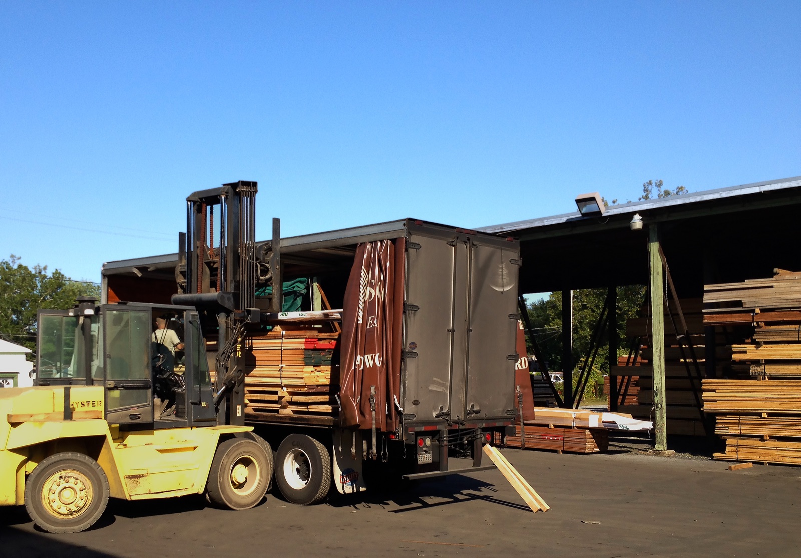 Decking loaded out against a project takeoff