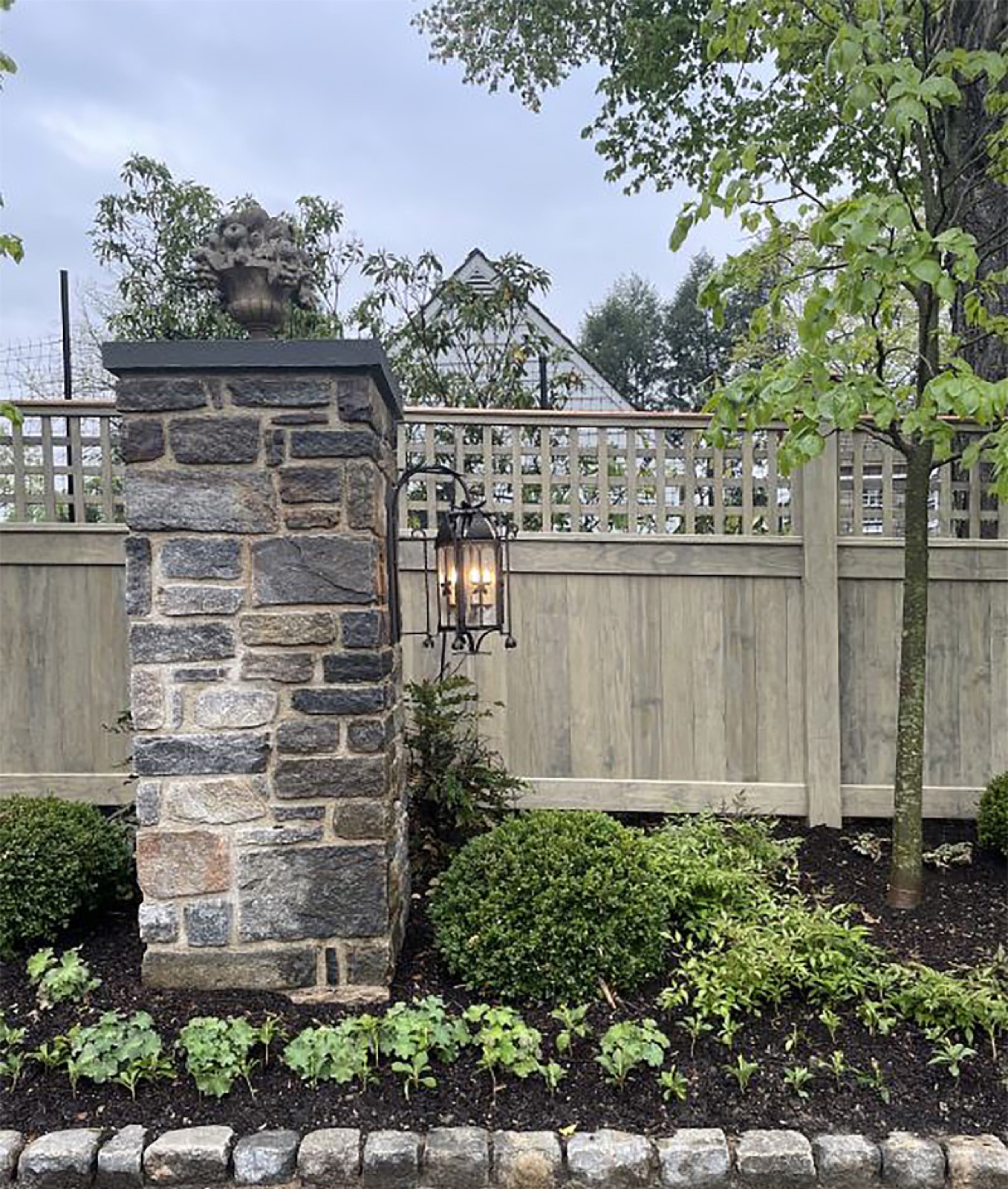 Accoya fence panels in an exterior run