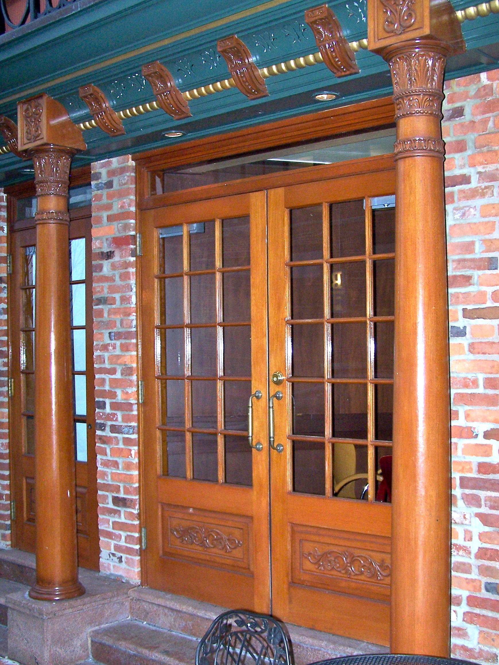 Wood Siding Cost Per Square Foot: Planning Ranges and Pricing Factors by Species