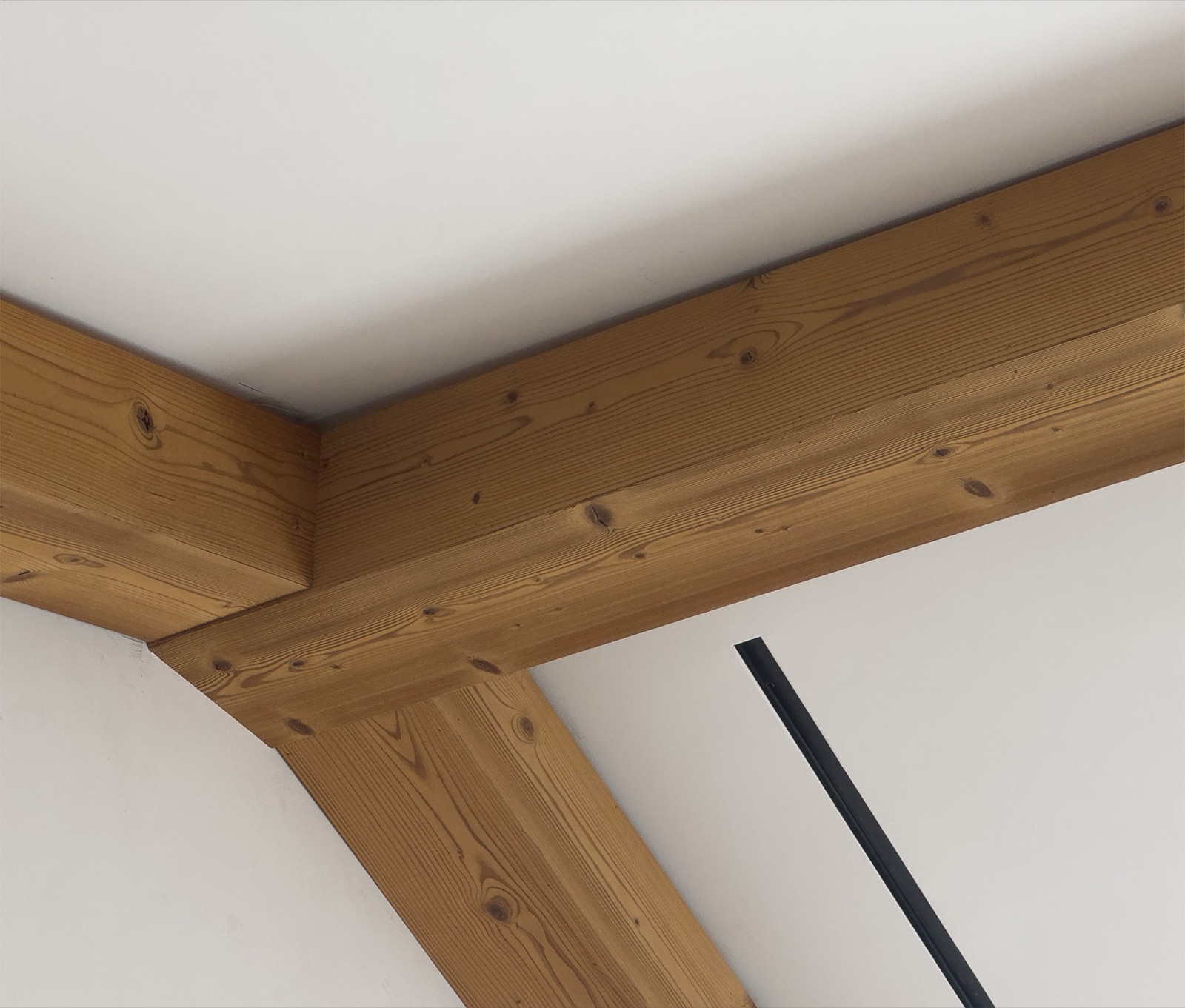 How Thermal Modification Changes the Way a Millwork Shop Cuts, Glues and Finishes Wood