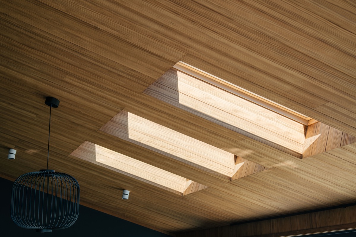Where to Find Tongue-and-Groove Siding in Thermally Modified Species for a Contemporary Exterior